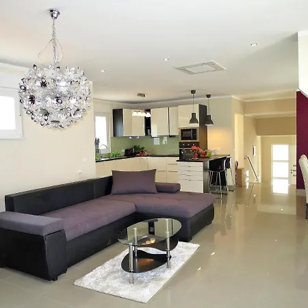 Holiday Home Villa Land Nyaraló Labin