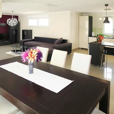Holiday Home Villa Land