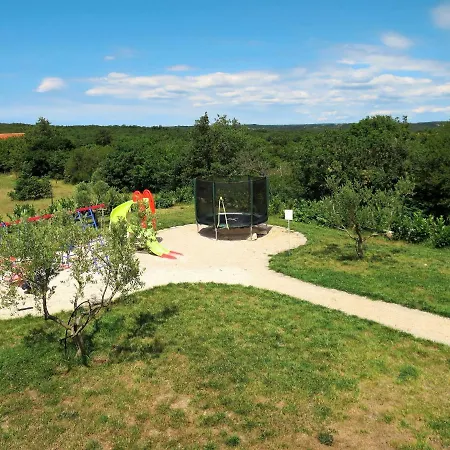 Holiday Home Villa Land Nyaraló *
