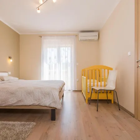 Holiday Home Villa Land